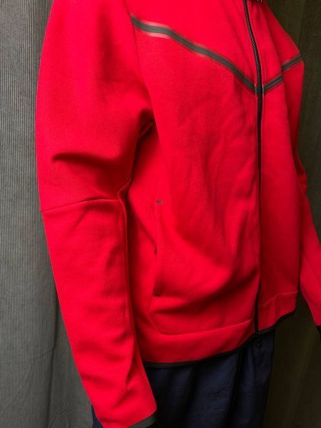 Кофта Nike Sportswear Tech Fleece CU4489-687 фото
