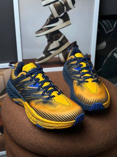 Hoka One One Men's Speedgoat 1106525 SBIS фото