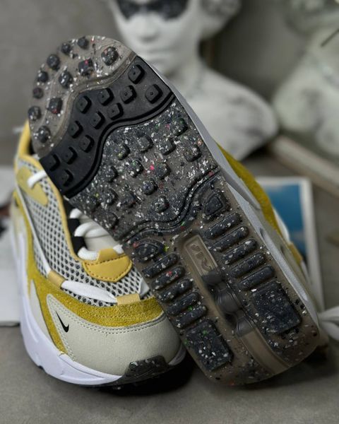 Nike AIir max Furyosa жовто-біло-чорні FQ8933-001 фото