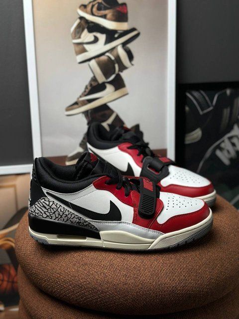 Air Jordan Legacy 312 Low White/Red CD7069-106 фото