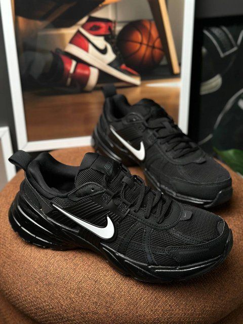 Nike V2K Run "Black Anthracite" HQ1582-001 фото