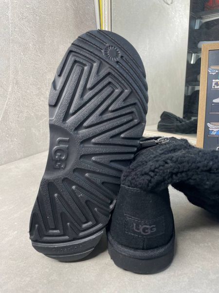 Ugg Kids Classic Cardi Cable Knit Boot чорні 1143702K фото
