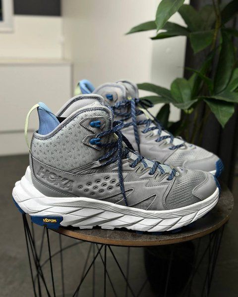 Hoka Anacapa Breeze Mid Hiking Shoes in Galactic Grey 1134505 GCS фото
