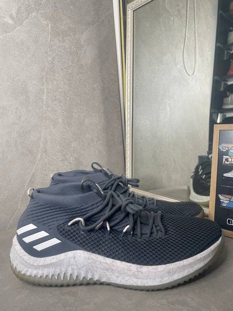 Adidas Dame 4 'Onix' AC8650 фото