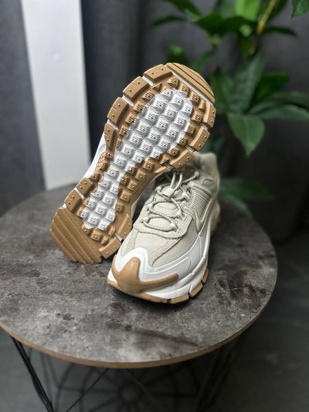 Nike Zoom Vomero Beige HQ2181-100 фото