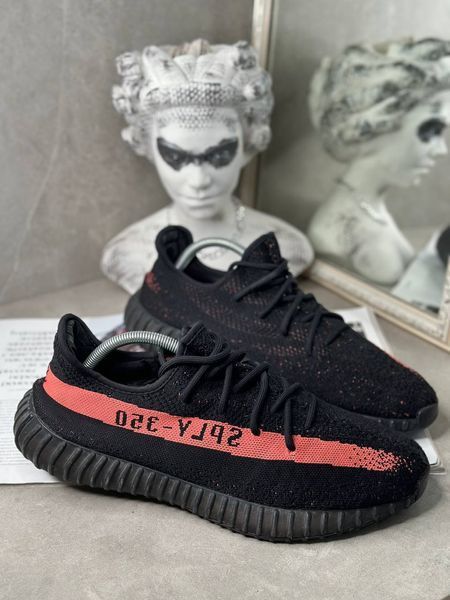 Adidas Yeezy Boost 350 V2 'Core Black Red' BY9612 фото