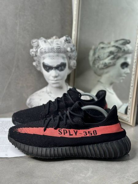 Adidas Yeezy Boost 350 V2 'Core Black Red' BY9612 фото