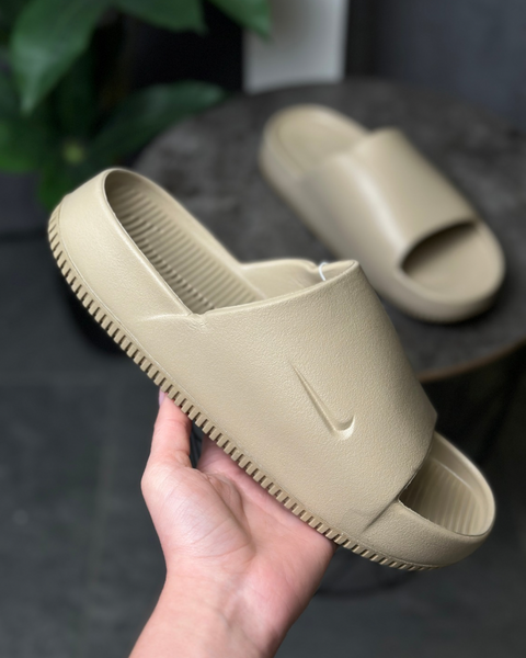 Тапочки Nike Calm Slide FD4116-201 фото