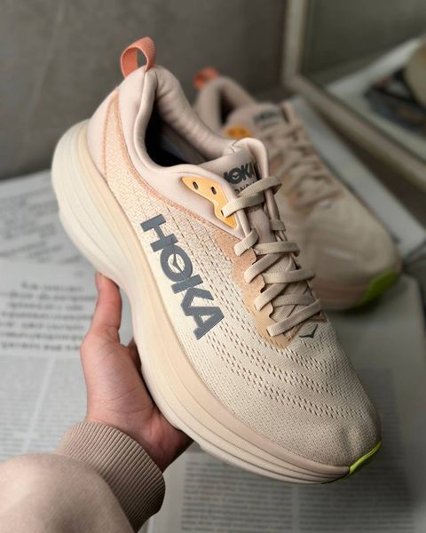 Hoka Wmns Bondi 8 Wide 'Cream Vanilla' 1127954 CMV фото
