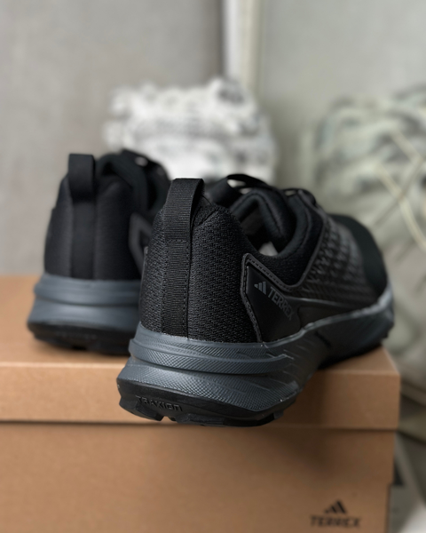 Кросівки Adidas Terrex Tracefinder 2 Climaproof JI0274 фото