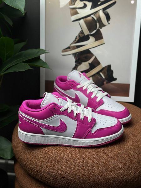 Air Jordan 1 Low FV8486-600 фото