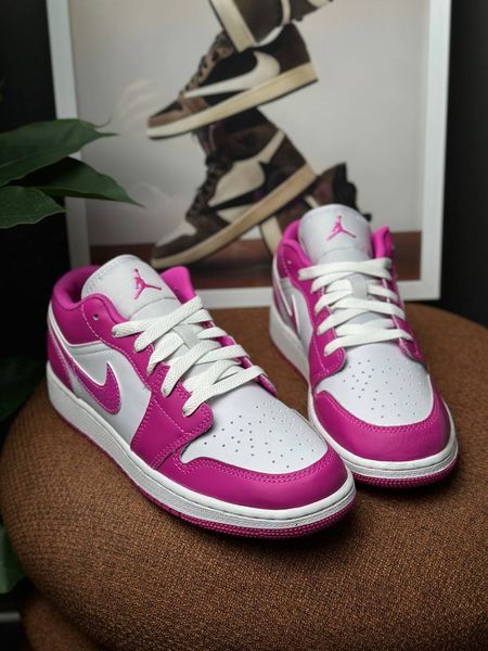 Air Jordan 1 Low FV8486-600 фото