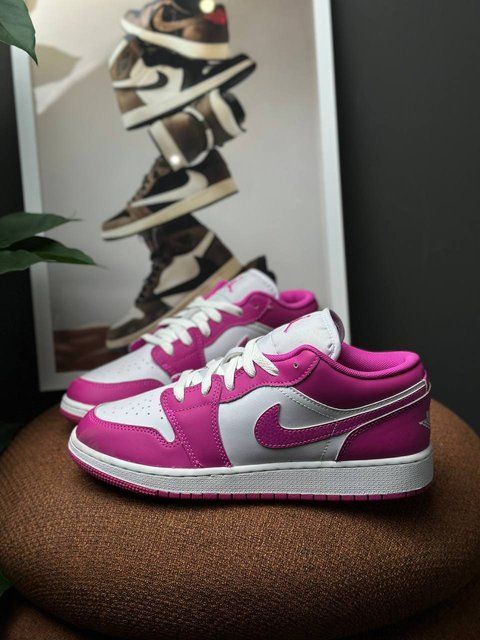 Air Jordan 1 Low FV8486-600 фото