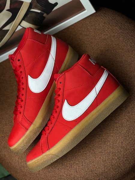 Nike SB Blazer Mid ISO FJ1680-600 фото