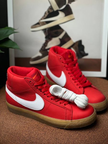 Nike SB Blazer Mid ISO FJ1680-600 фото