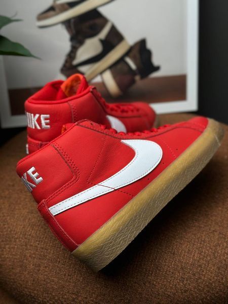 Nike SB Blazer Mid ISO FJ1680-600 фото