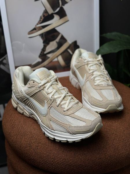 Nike Zoom Vomero 5 &ldquo;Beach/Light Khaki&rdquo; HQ0458-200 фото