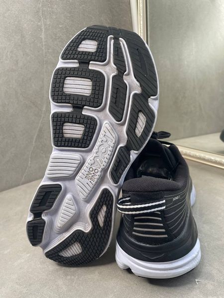 Hoka One One M Bondi 7 1110519 BWHT фото