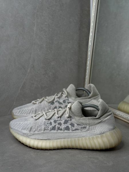 Adidas Yeezy 350 V2 CMPCT H06519 фото