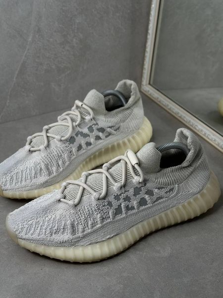 Adidas Yeezy 350 V2 CMPCT H06519 фото