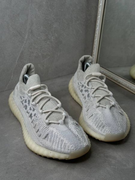 Adidas Yeezy 350 V2 CMPCT H06519 фото