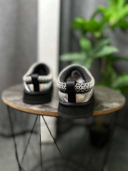 Ugg kids Tazz Leather Metallic Slipper 1143777K фото
