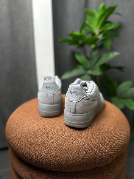 Nike Air Force 1 Grey BQ5485-003 фото