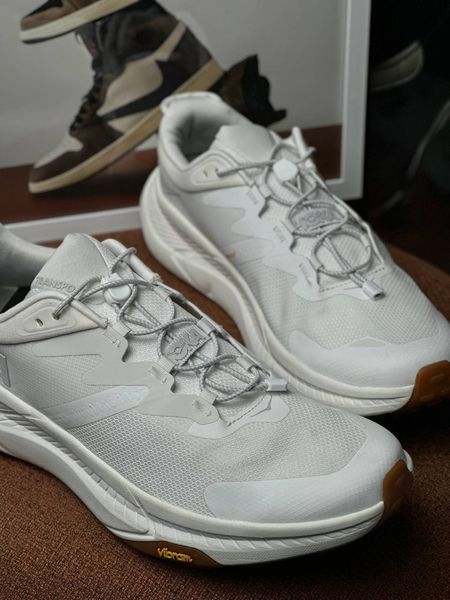 Hoka M Transport White 1123153 WWH фото
