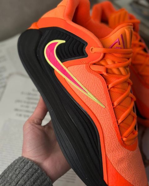 Nike Giannis 7 "Ignition" HF3450-800 фото