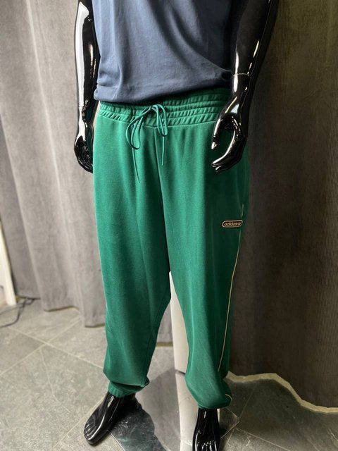 Штани Adidas зелені HL0027 фото