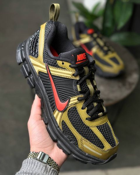 Nike Vomero 5 GS black picante red olive HF6998-013 фото