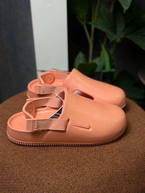 Nike Calm Muiltjes Peach FB2185-800 фото
