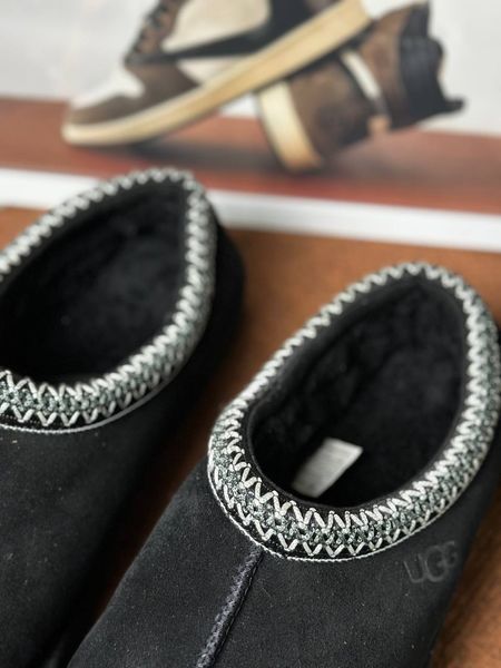 Ugg Tasman Slippers Black 5950 чорні фото