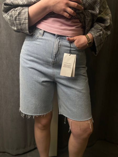 Calvin Klein Jeans джинсові шорти J20J222115 фото