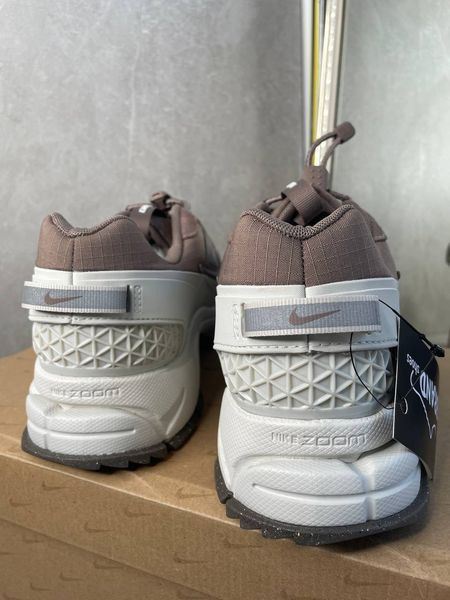 Nike Zoom Vomero 5 Roam Mink Brown Light HQ2181-006 фото