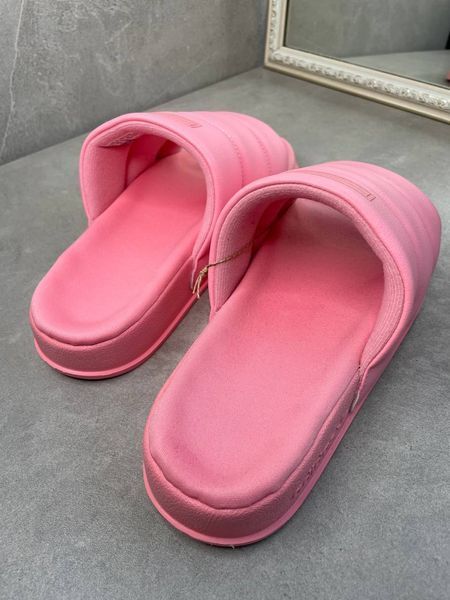 Adidas Adilette Essential W HQ2055 фото