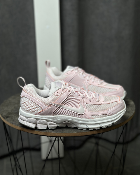 Nike Zoom Vomero 5 Gs Pink HF6998-600 фото
