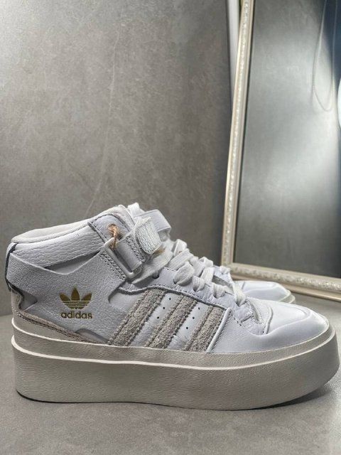 Adidas Forum Bonega MID W GZ4293 фото