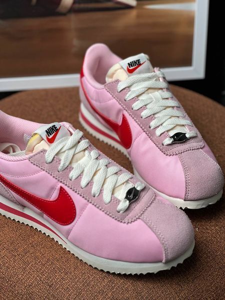Nike Cortez TXT Medium Soft Pink Sail HF9994-600 фото