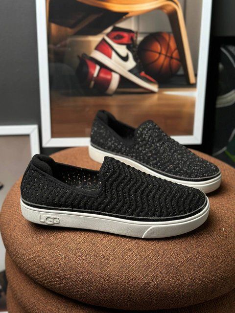 UGG Caplan Metallic Knit Slip On 1117452K фото