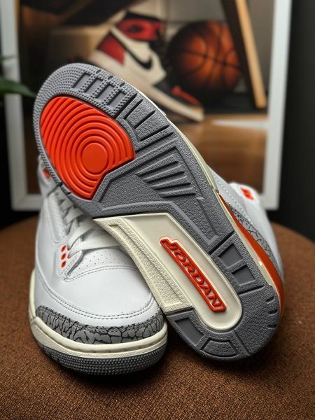 Air Jordan 3 Retro WMNS CK9246-121 фото