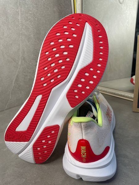 Hoka Mach 6 Road Running White 1147790 WLR фото