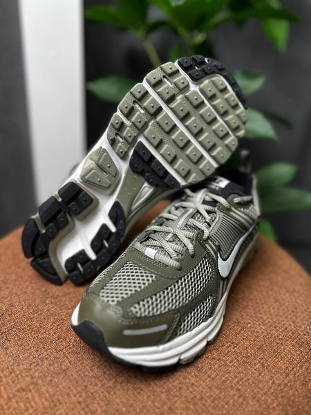 Nike GS Vomero 5 "Cargo Khaki HF6998-300 фото