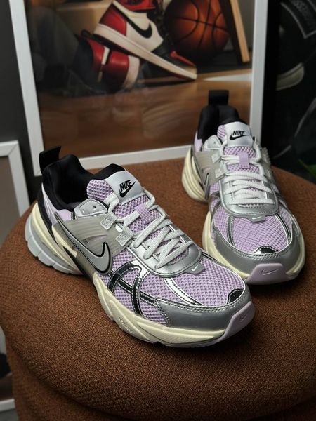 Nike V2K Run Violet/Metallic HF1876-500 фото